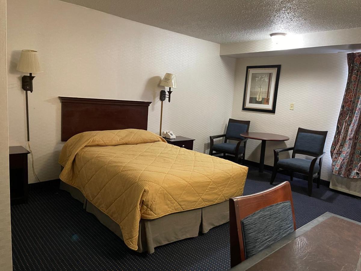 Budget Inn Temple Hills Extérieur photo