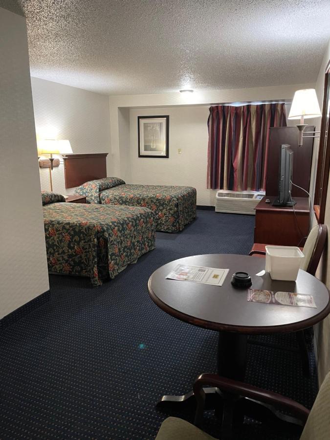 Budget Inn Temple Hills Extérieur photo