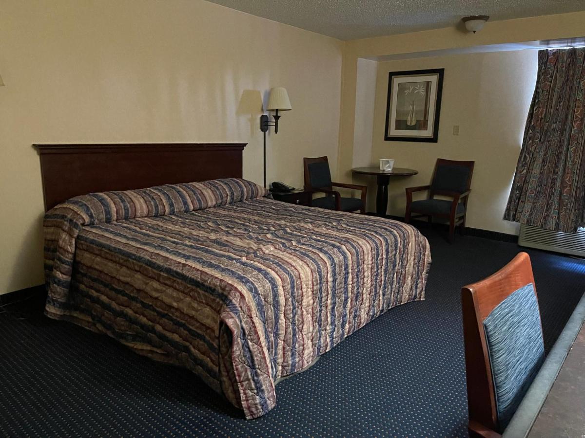 Budget Inn Temple Hills Extérieur photo