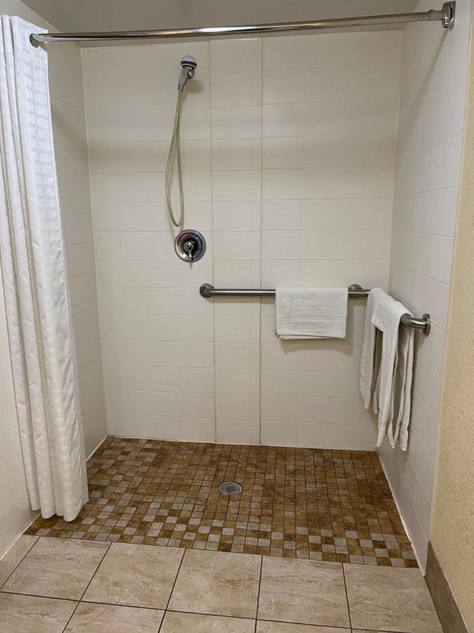 Budget Inn Temple Hills Extérieur photo