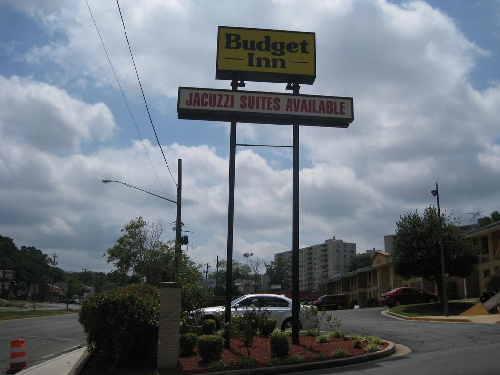 Budget Inn Temple Hills Extérieur photo